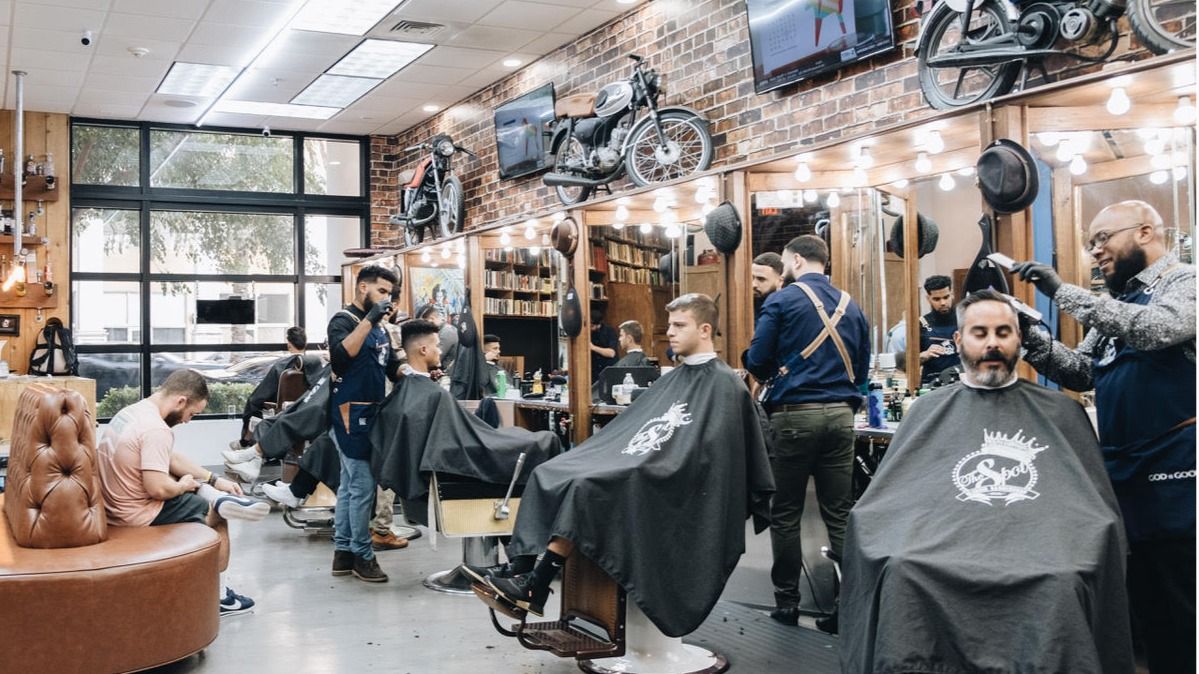 Inside The Spot Barbershop Ponce